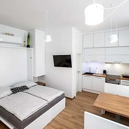 Apartma J.e.z.