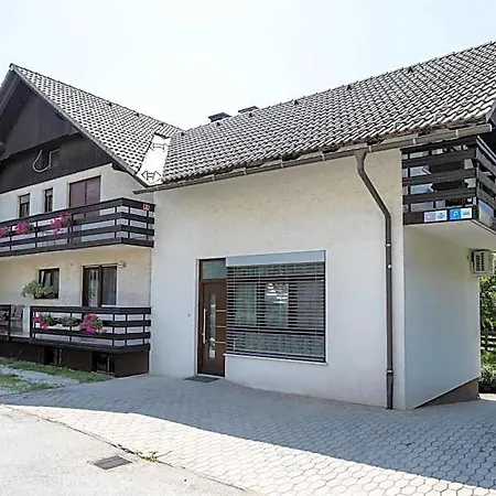 Apartma J.e.z.
