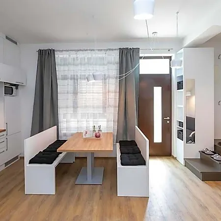 Apartma J.e.z. 3*